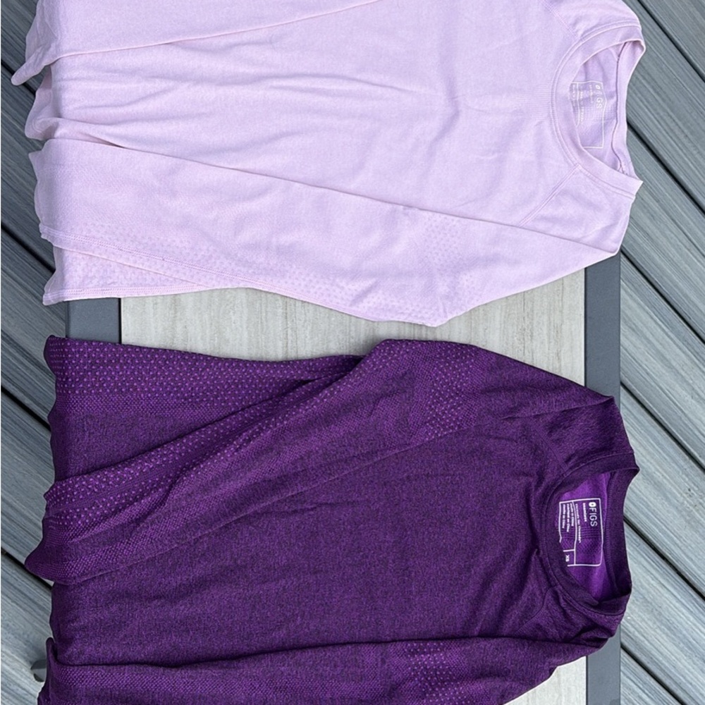 Figs Women's Long Sleeve Tees - Light Pink & Dark Purple